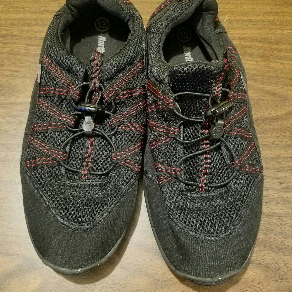 Mens Swim Shoes Sz. 13
